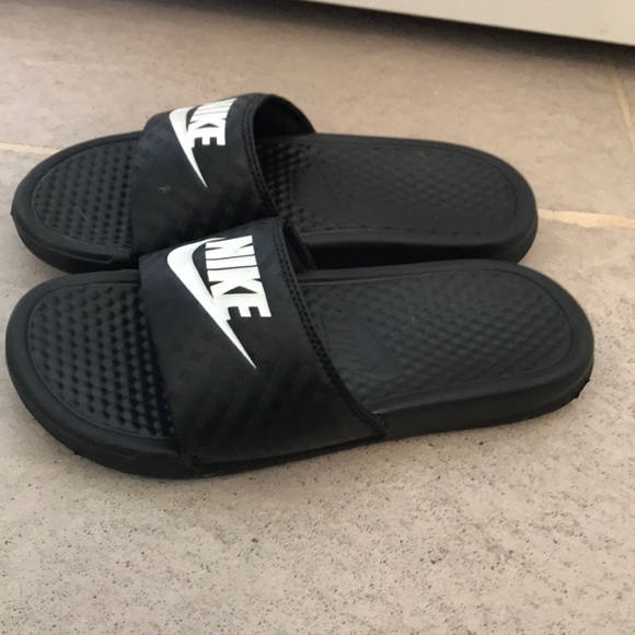 Nike Shoes - Nike Slides